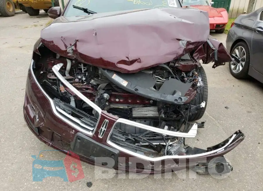 5LMTJ3DH7HUL57247 Photo# 9