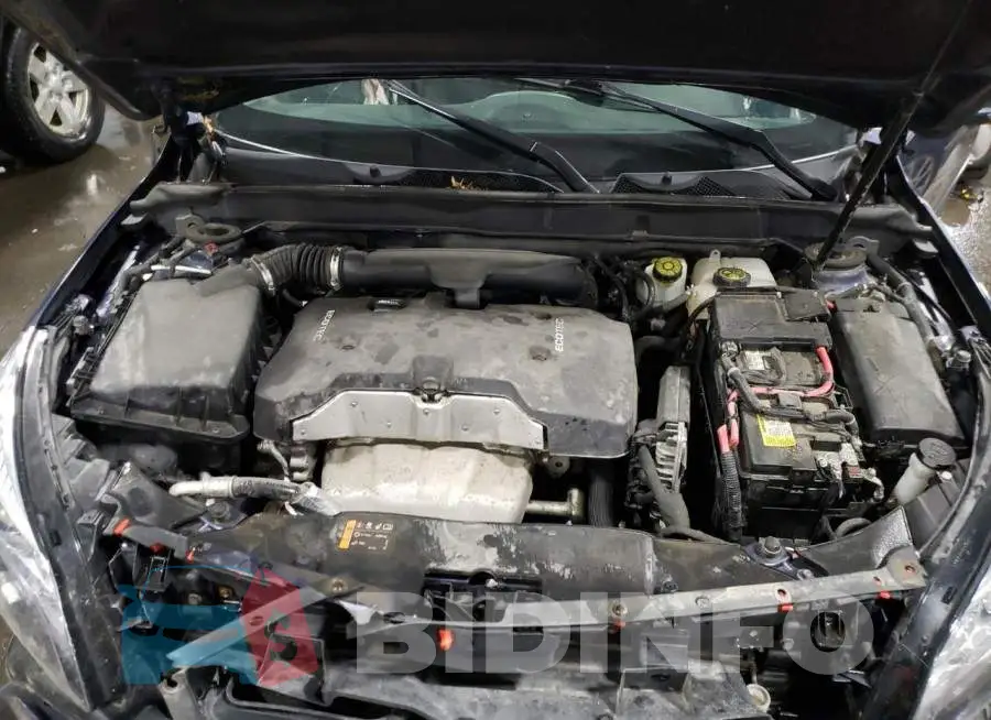 1G11D5SL1FF228584 Photo# 7