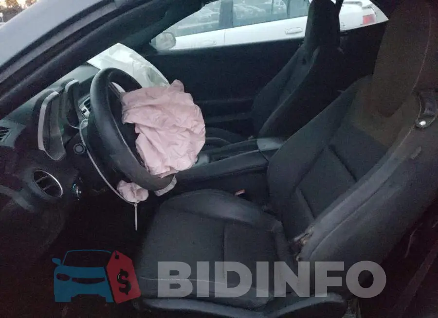 2G1FD3D30F9166174 Photo# 7