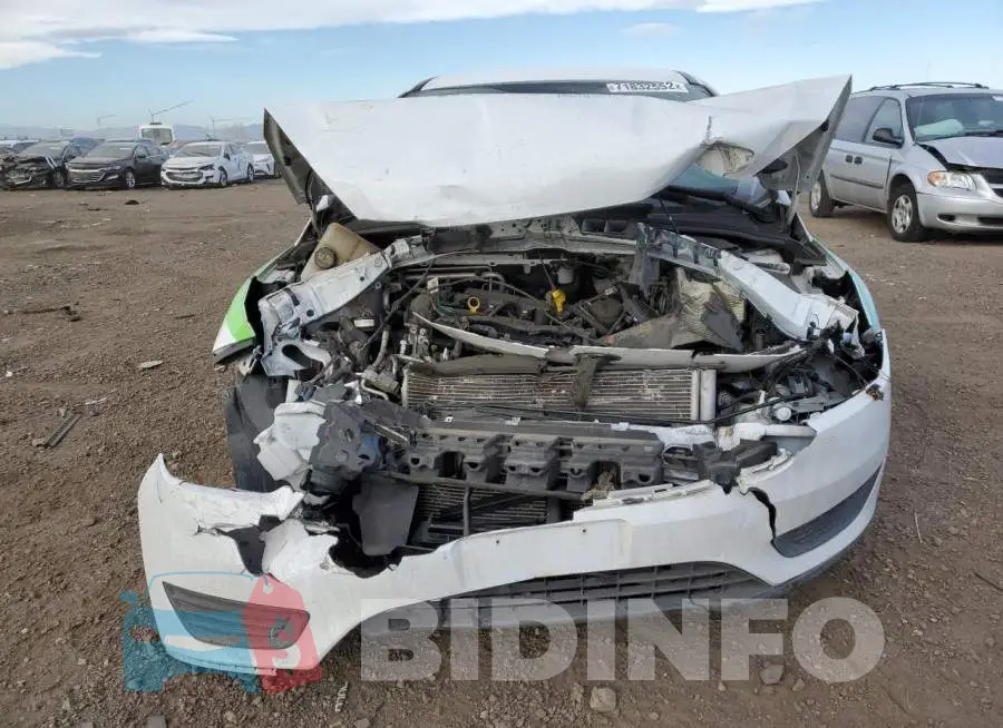 1FADP3E27GL315837 Photo# 5