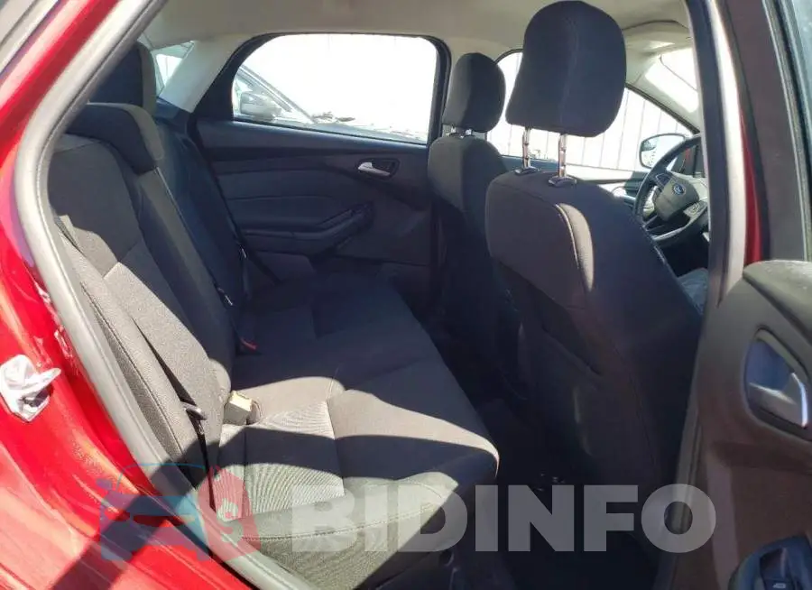 1FADP3F20GL274479 Photo# 6