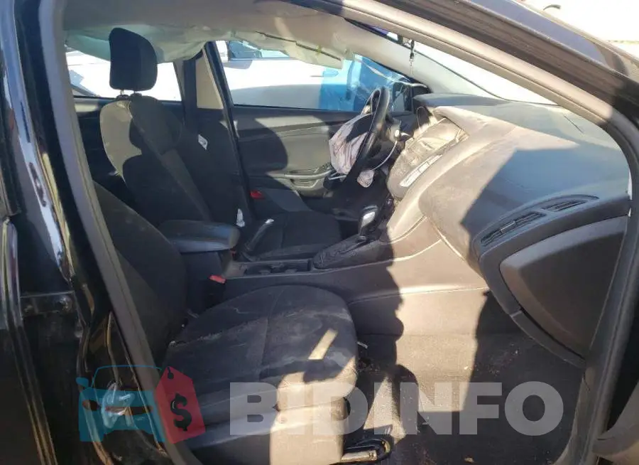 1FADP3F21FL270634 Photo# 5