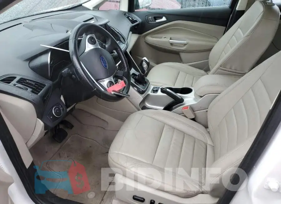 1FADP5CU3FL114063 Photo# 7