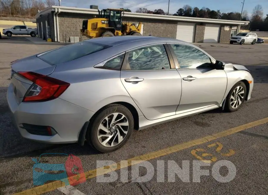 19XFC2F70GE069807 Photo# 3