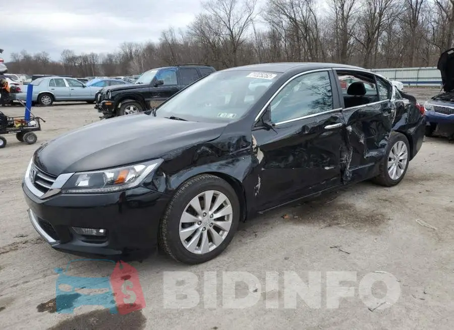 1HGCR2F84EA114355 Photo# 1