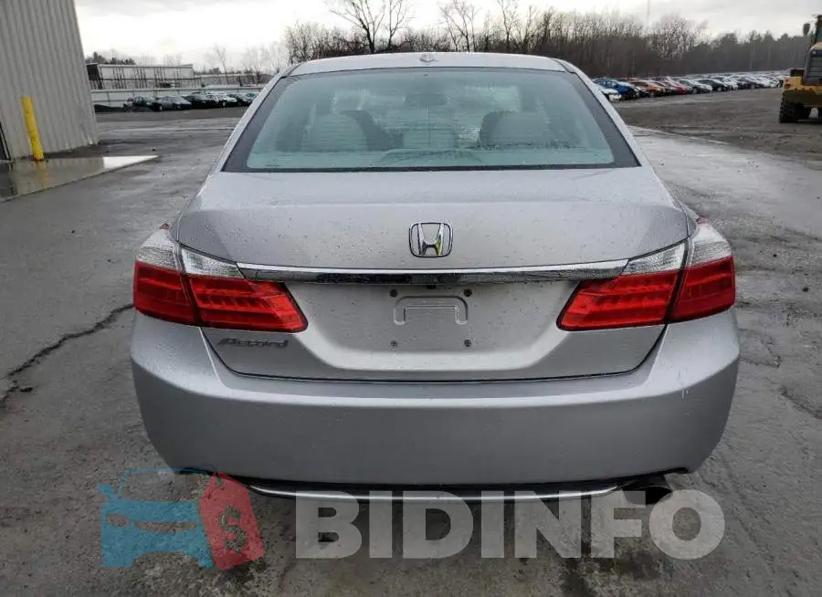 1HGCR2F89FA135574 Photo# 6