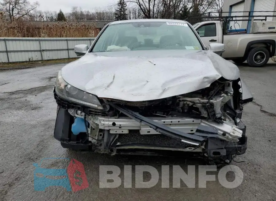 1HGCR2F89FA135574 Photo# 5