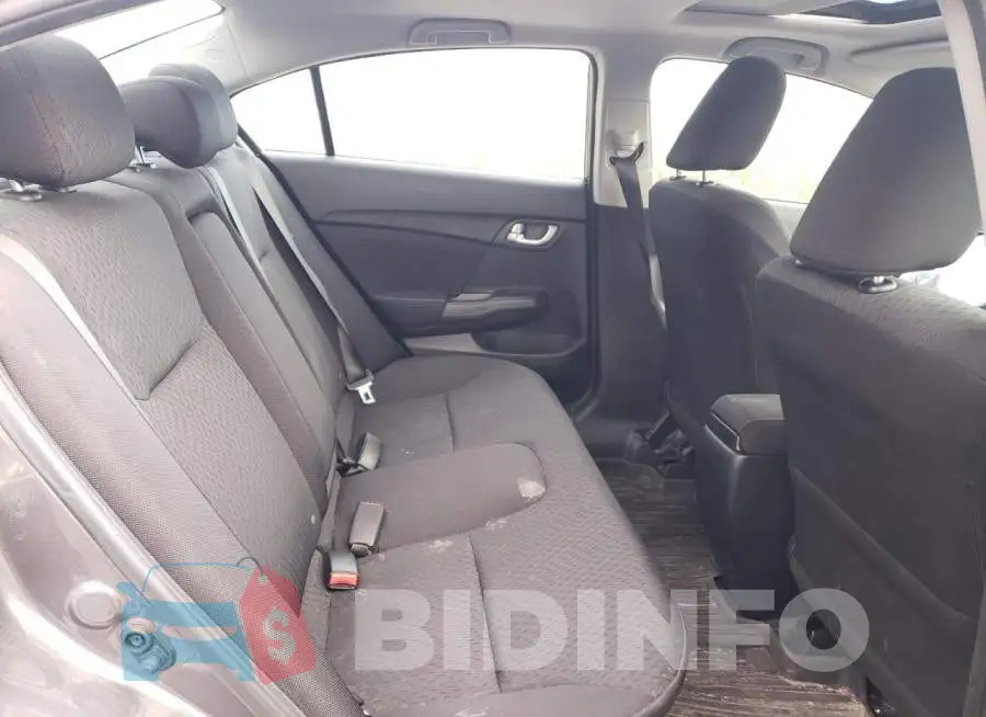 2HGFB2F59FH010549 Photo# 6