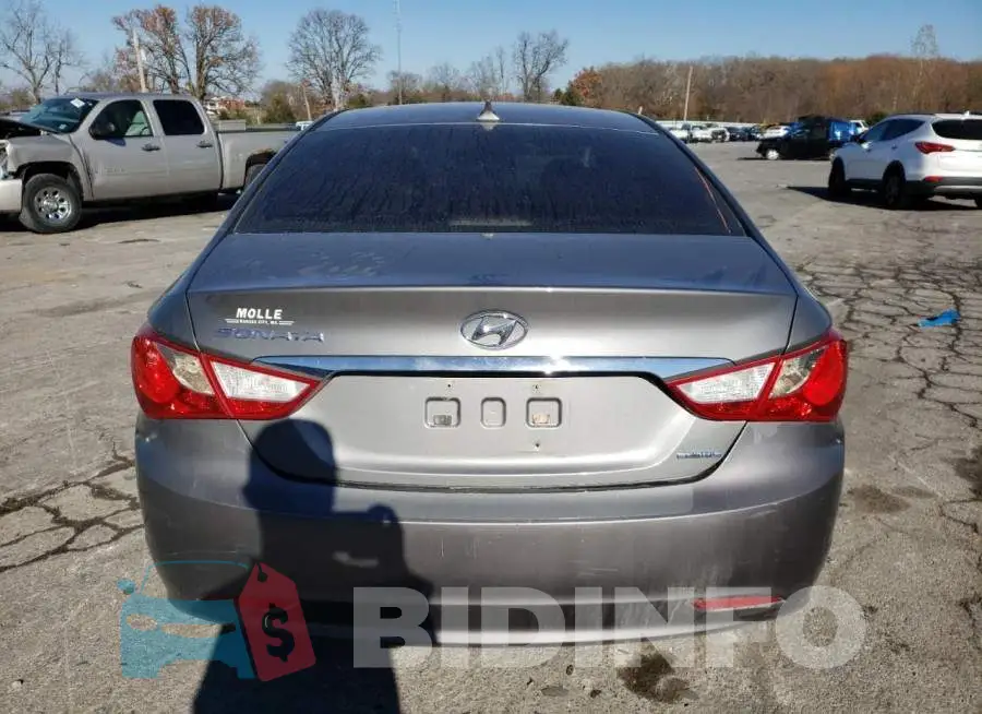5NPEC4AC0DH625892 Photo# 6