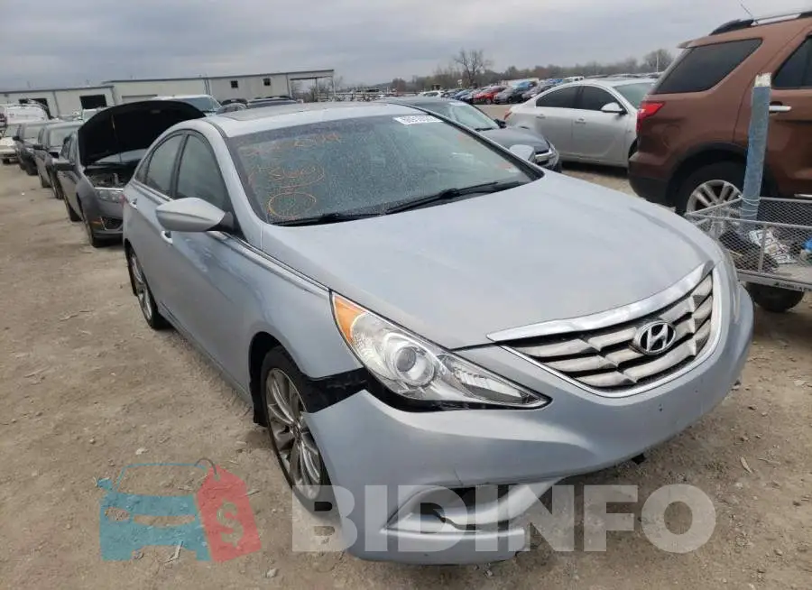 5NPEC4AC9DH560024 Photo# 1