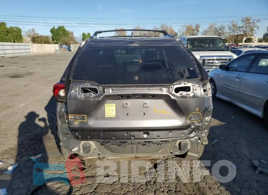 2T3A1RFV4MC219913 Photo# 6