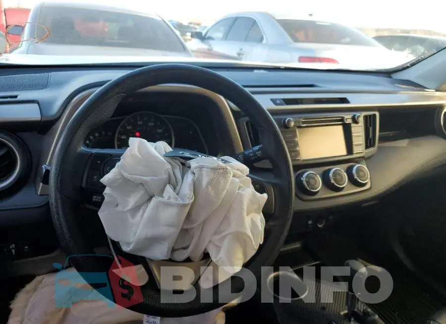 JTMBFREV3FD152033 Photo# 8