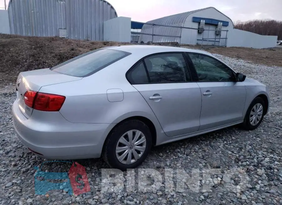 3VW1K7AJ2EM330822 Photo# 3