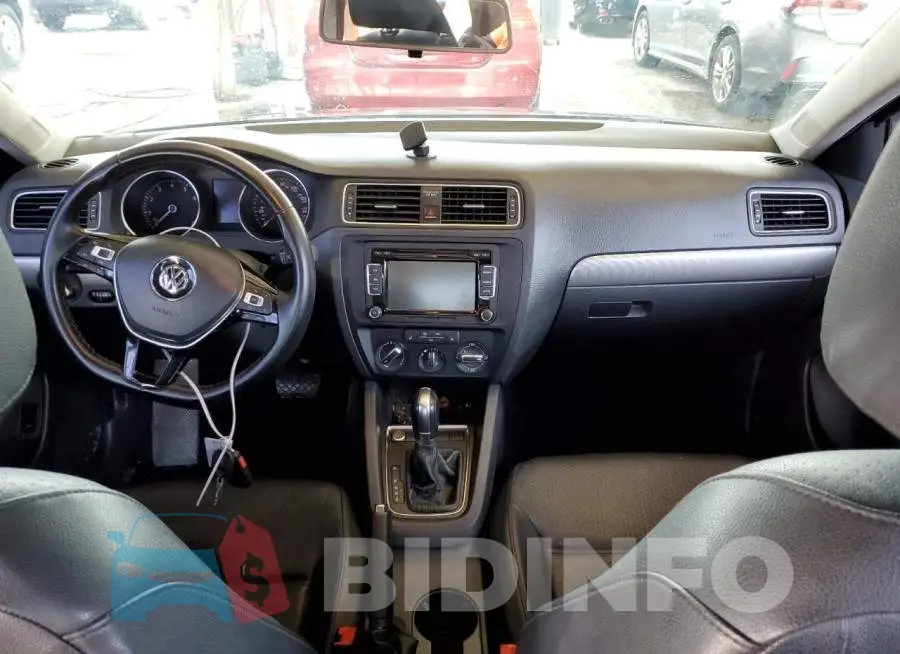 3VWD07AJ9FM258215 Photo# 8
