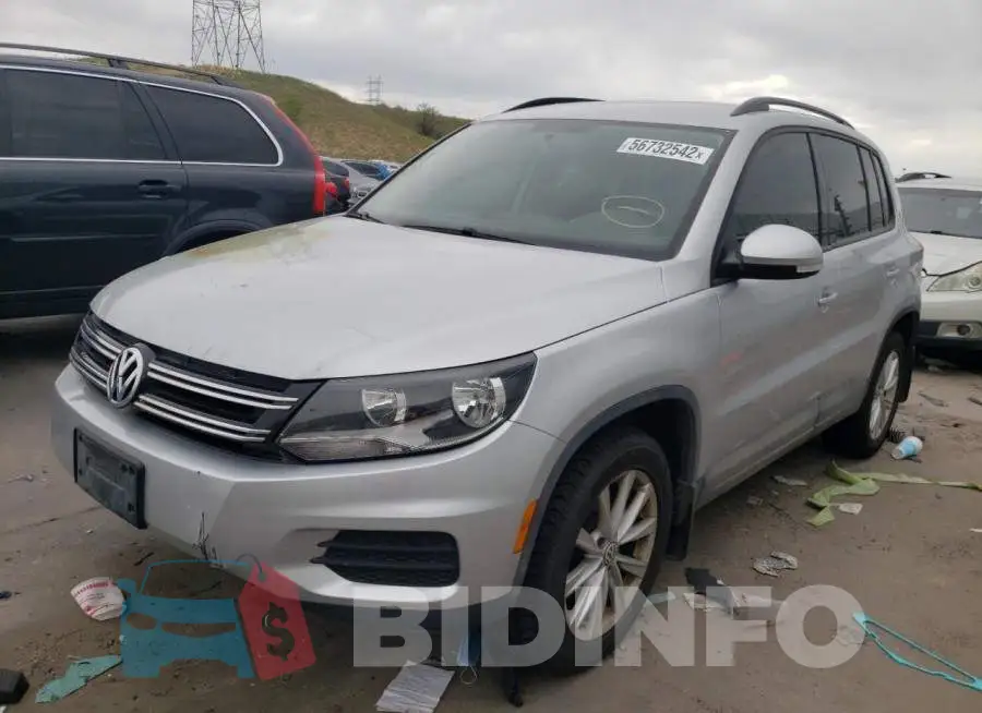 WVGBV7AX1JK000153 Photo# 2