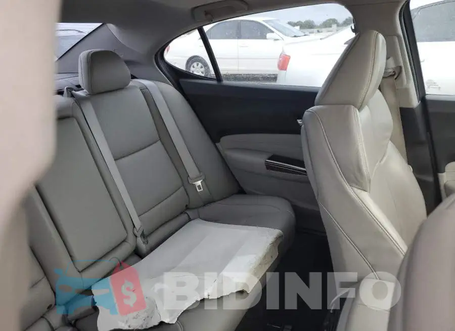 19UUB2F75FA024312 Photo# 10