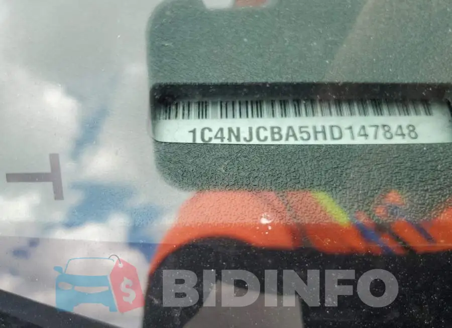 1C4NJCBA5HD147848 Photo# 10