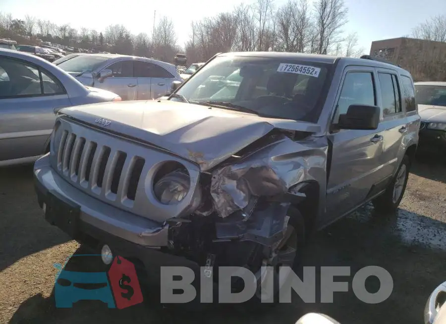 1C4NJRFB2HD151717 Photo# 1