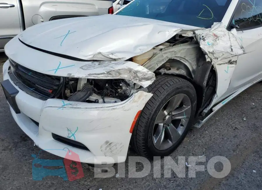 2C3CDXBG9FH896909 Photo# 9