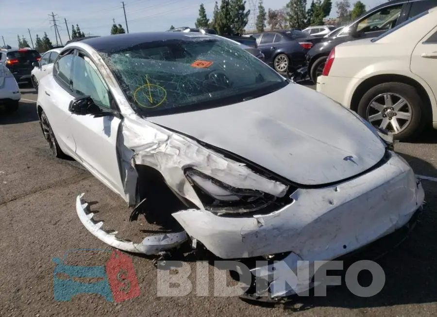 5YJ3E1ECXNF208323 Photo# 1