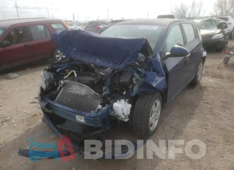 1G1JB6SH1E4112058 Photo# 2