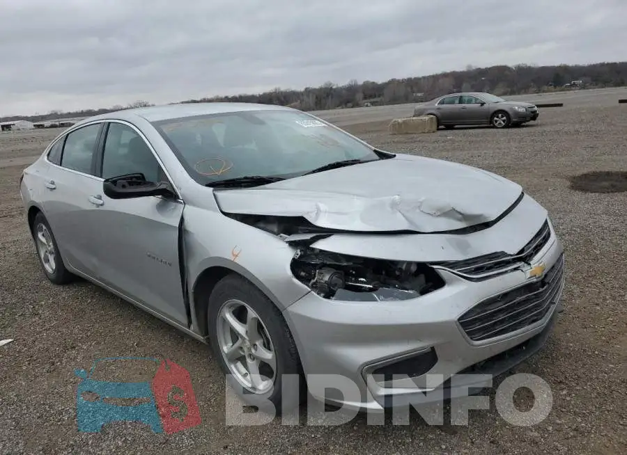 1G1ZB5ST9HF242552 Photo# 1