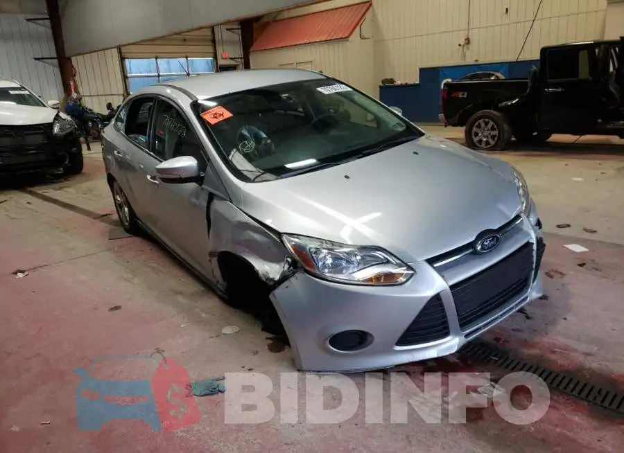1FADP3F22EL263450 Photo# 4