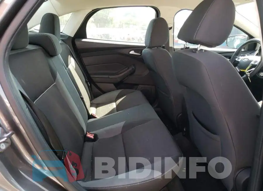1FADP3F24EL392158 Photo# 6
