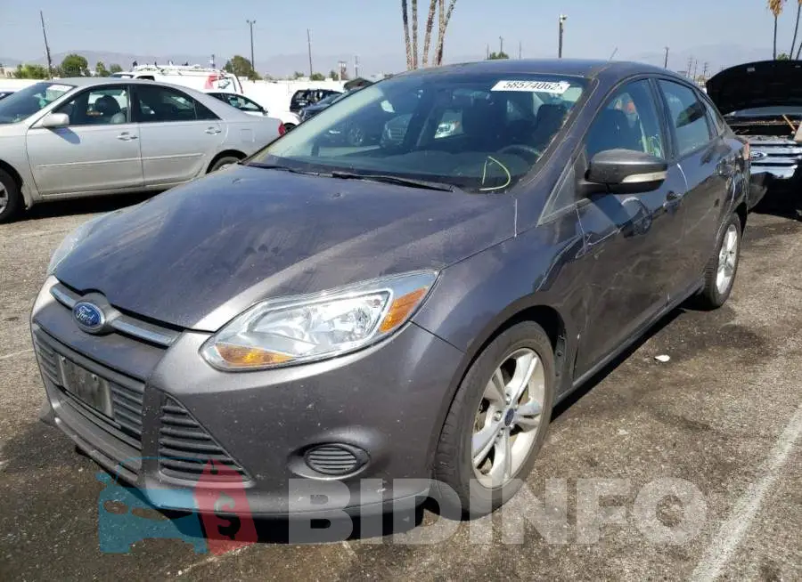 1FADP3F24EL392158 Photo# 2