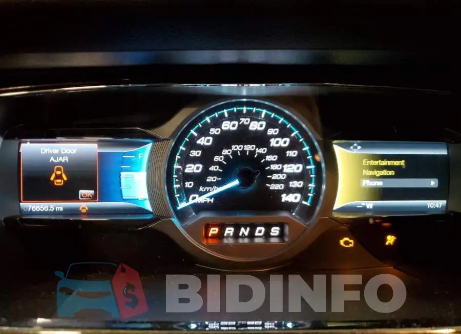 1FAHP2F83FG157132 Photo# 9
