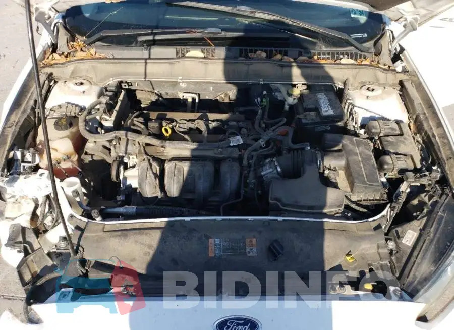 3FA6P0H73GR350617 Photo# 11