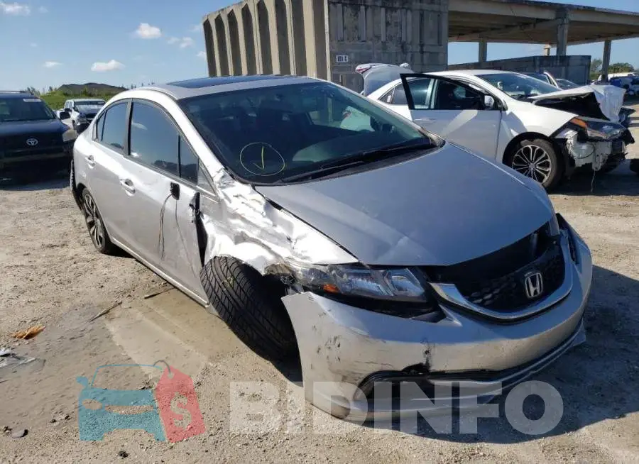 19XFB2F90FE030783 Photo# 1