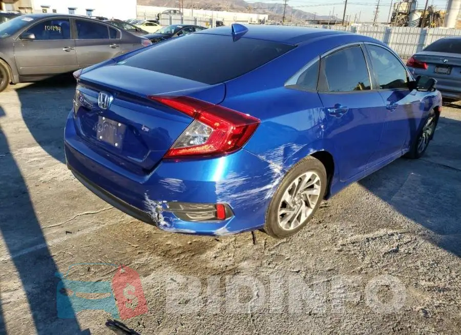 19XFC2F77JE204529 Photo# 9
