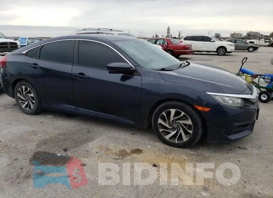 19XFC2F78GE028776 Photo# 4