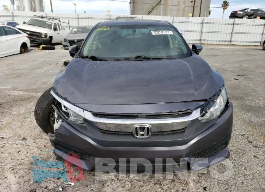 19XFC2F79GE032772 Photo# 5