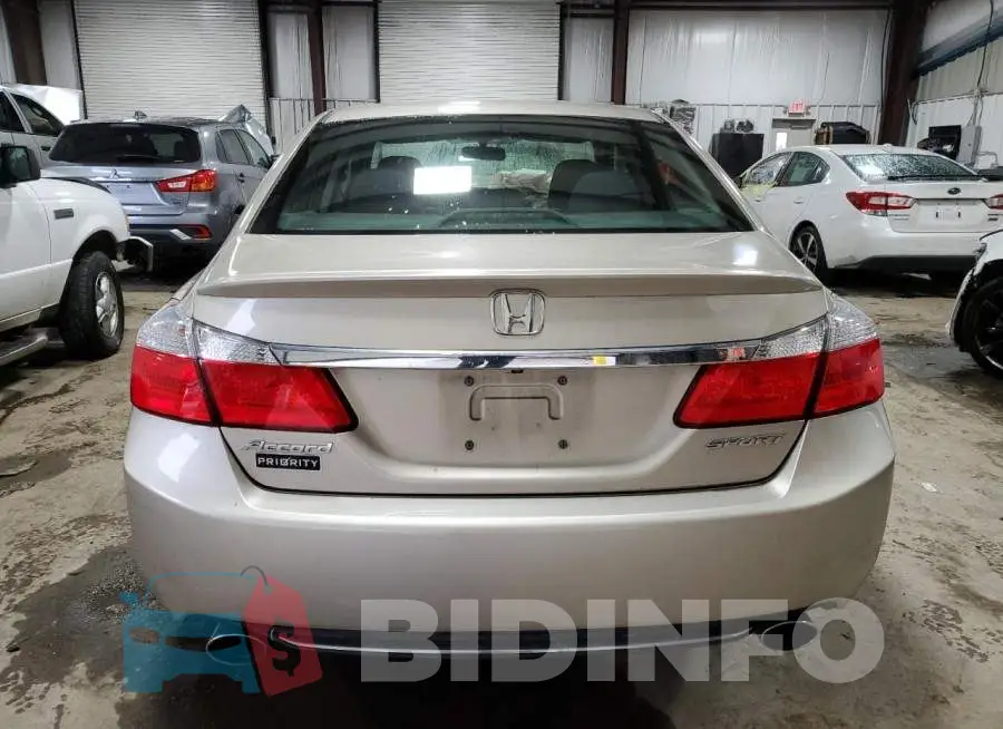 1HGCR2F54EA166882 Photo# 6