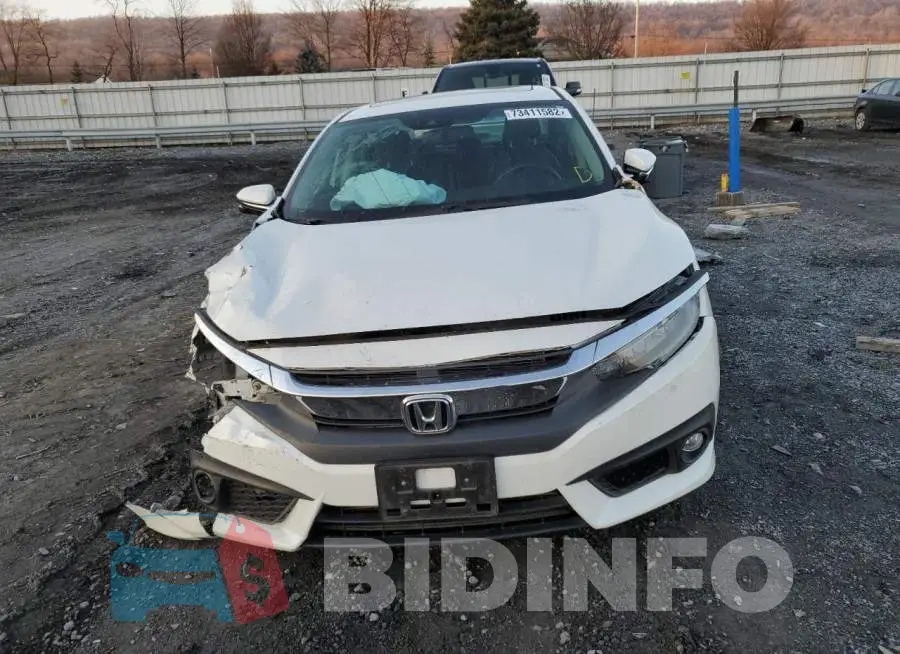 2HGFC1F92GH649383 Photo# 5