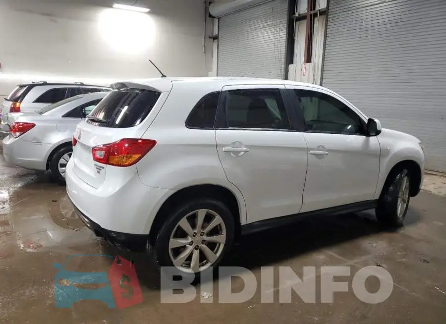 4A4AP3AW5FE031236 Photo# 3