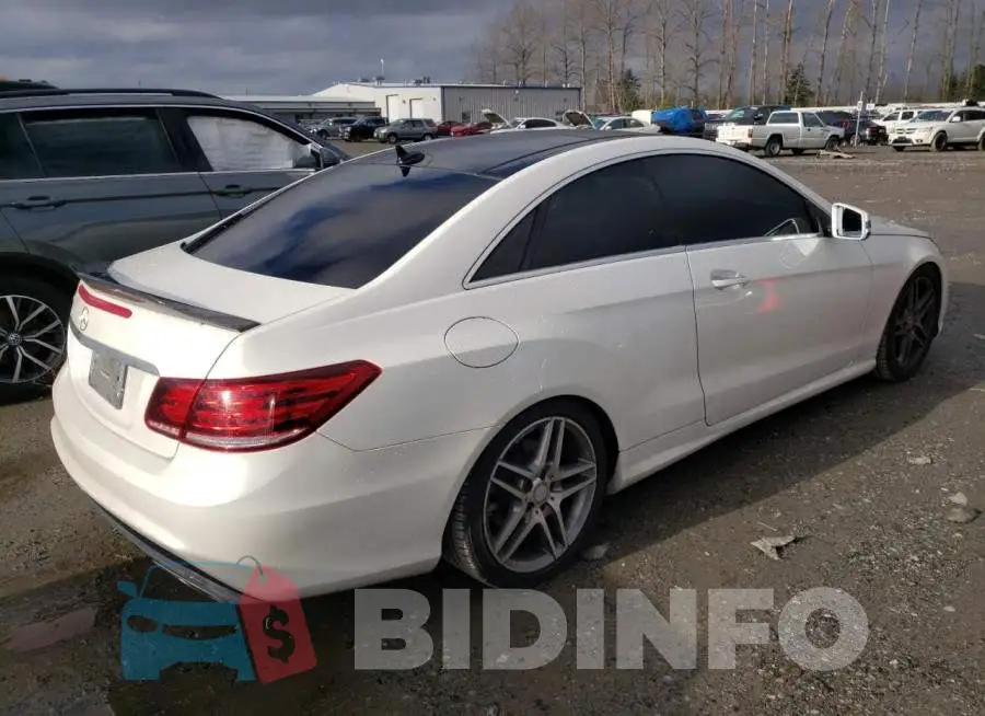 WDDKJ7DB0GF332642 Photo# 3