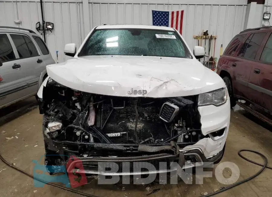 1C4RJFBT5JC165329 Photo# 5