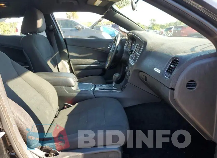 2C3CDXBG8EH174894 Photo# 5