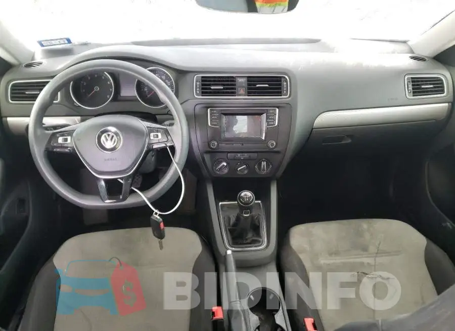3VW167AJ4HM385071 Photo# 8