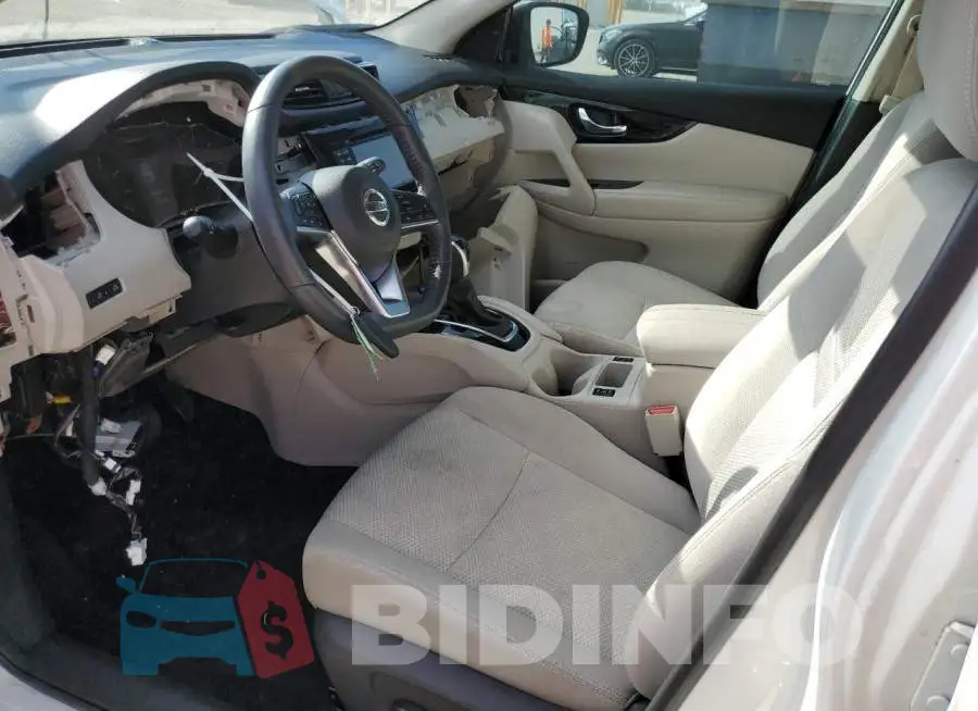 JN1BJ1CP5JW162647 Photo# 7