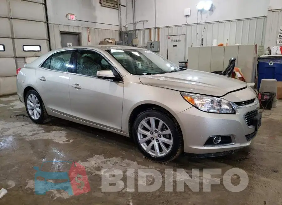 1G11E5SL1EF145085 Photo# 4