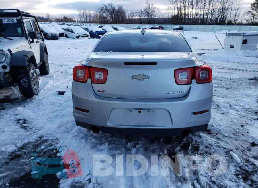 1G11G5SX1FF282493 Photo# 6