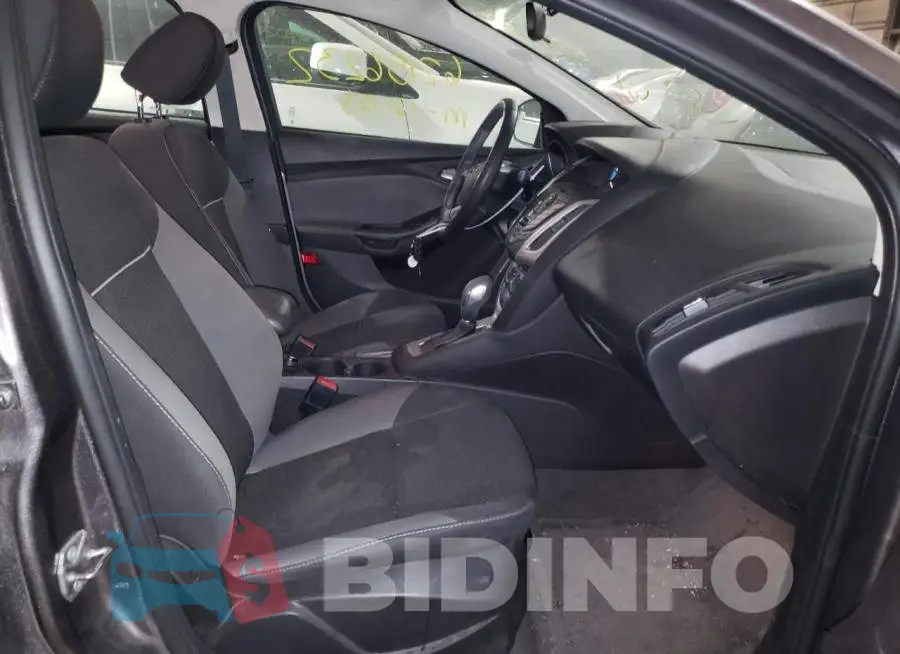 1FADP3F20EL360775 Photo# 5