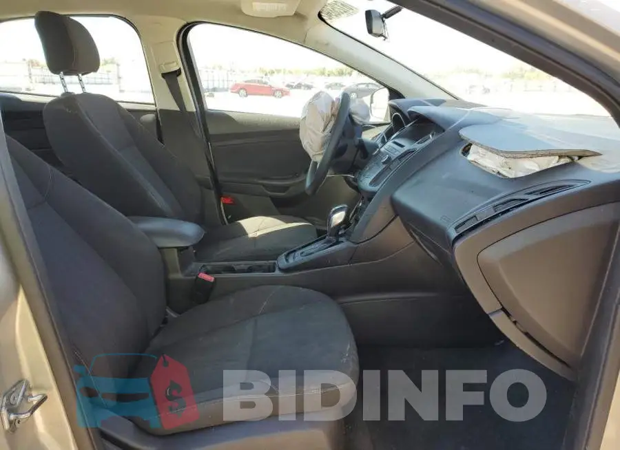 1FADP3F27GL202288 Photo# 5