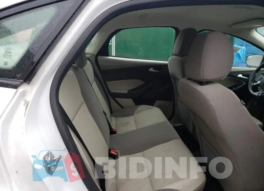 1FADP3F28EL387383 Photo# 10