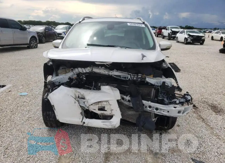 1FMCU0J95FUB45742 Photo# 9