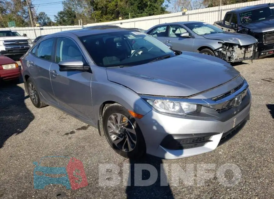 19XFC2F73HE077918 Photo# 4